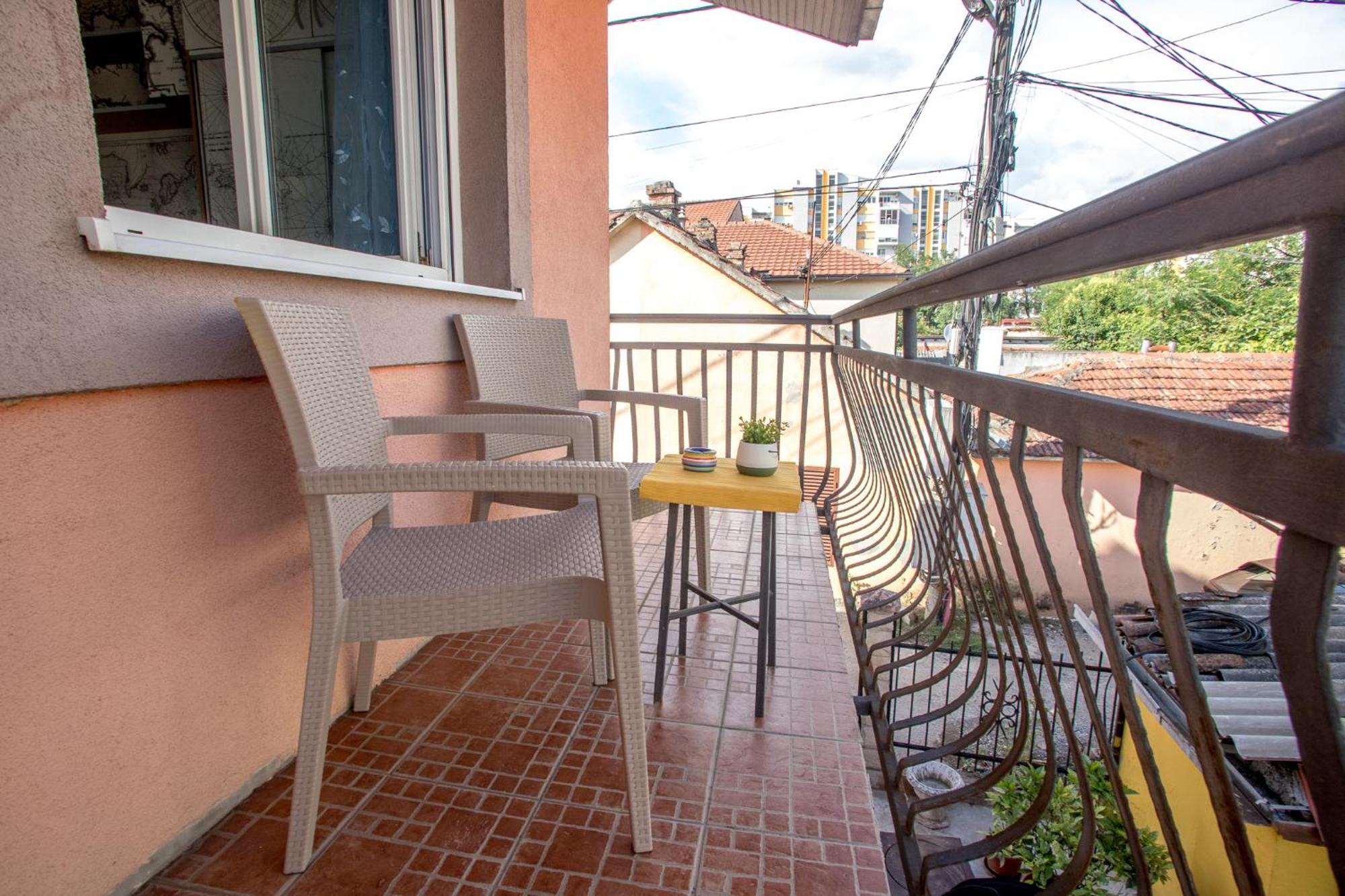 Late Story Appartement Podgorica Buitenkant foto