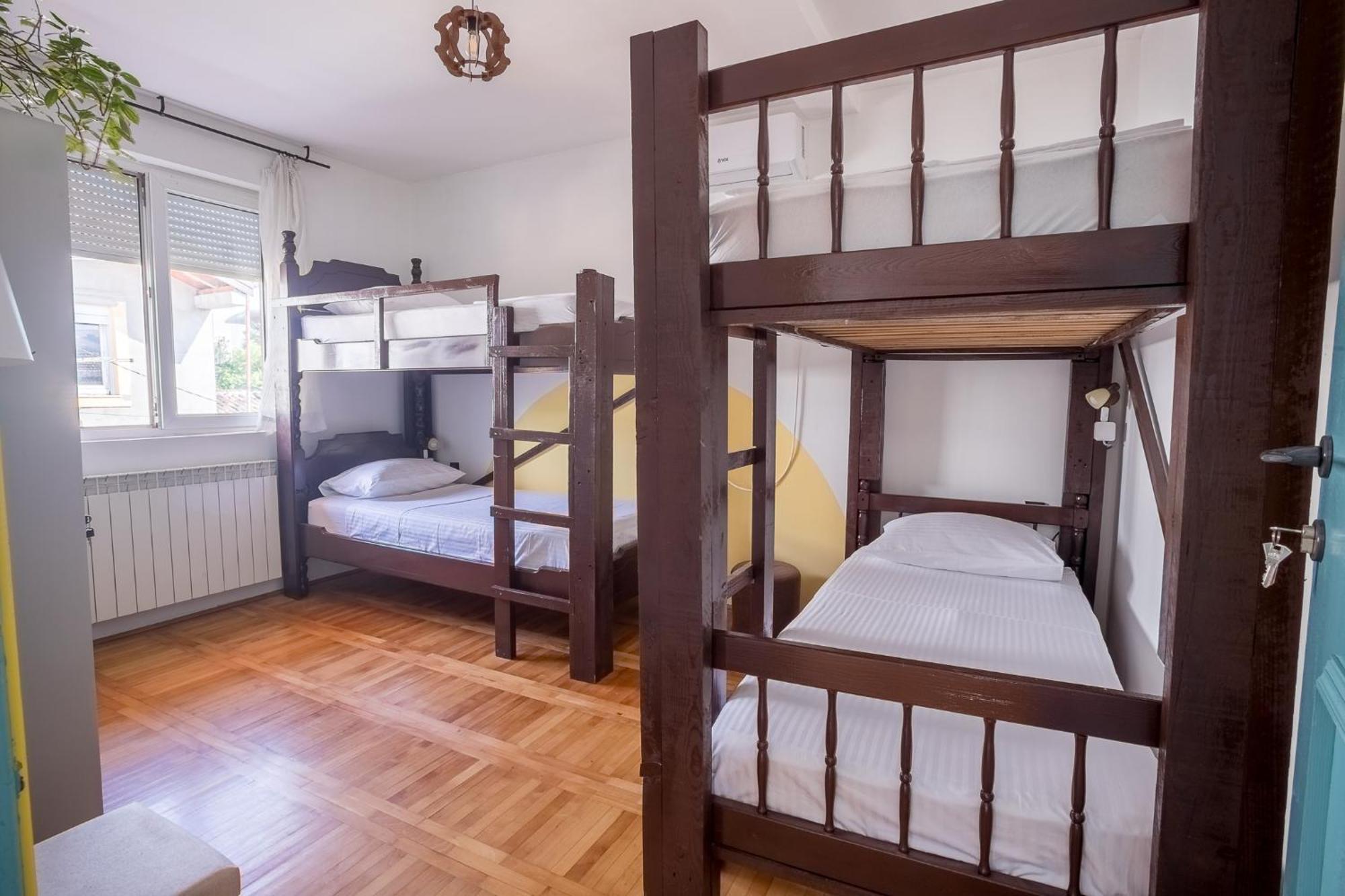 Late Story Appartement Podgorica Buitenkant foto